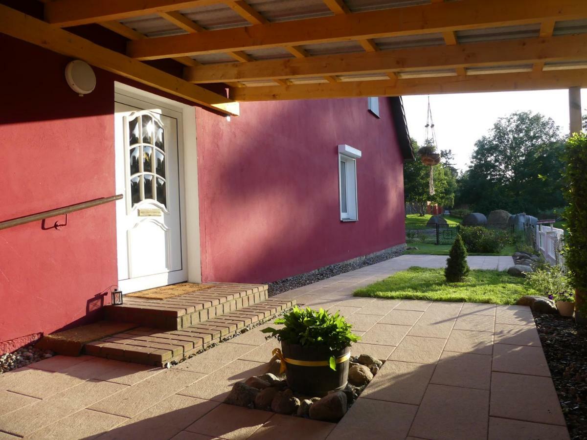 Villa Parkland-Haus Dalwitz Walkendorf Exterior foto